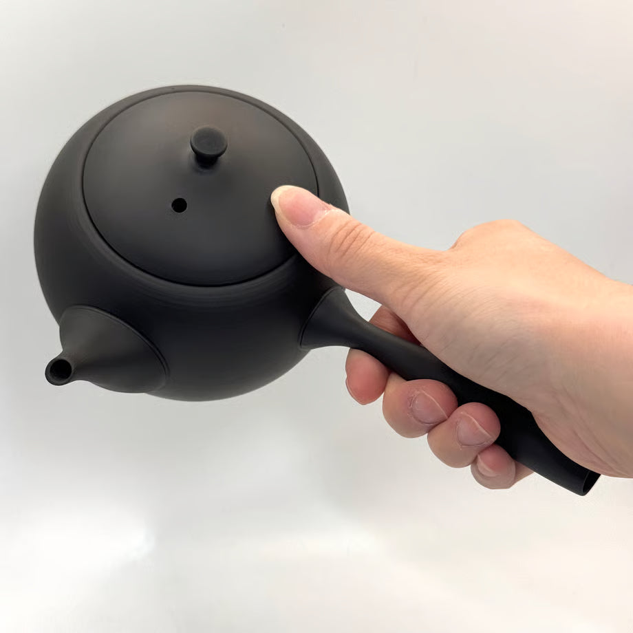 Apvalus juodas Tokoname arbatinukas/ kyusu Jinsui