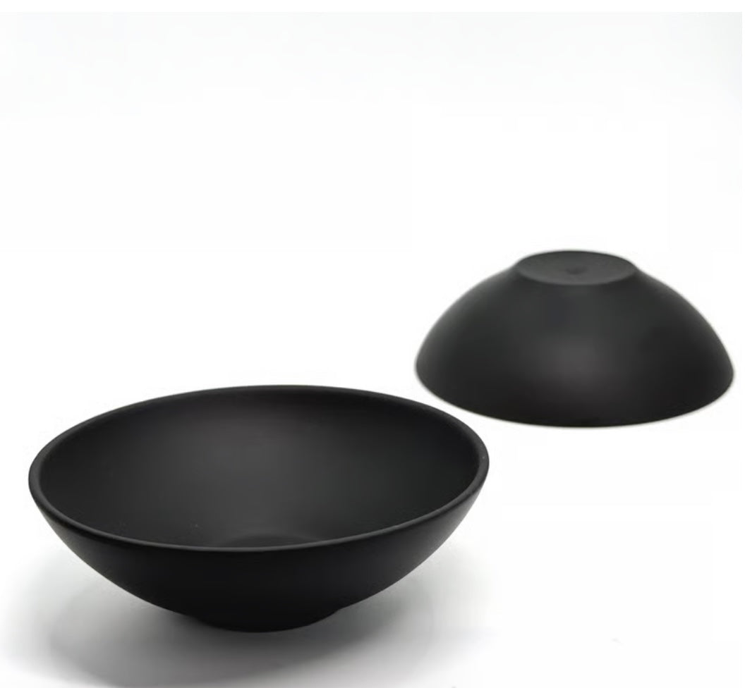 Du maži juodi puodeliai/ yunomi Jinsui