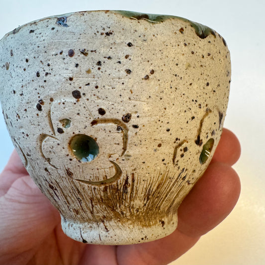 Mug with sakura ornaments