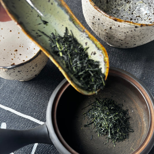 DOVANŲ KORTELĖ Japoniškų arbatų degustacijai ir arbatos indo dirbtuvėms